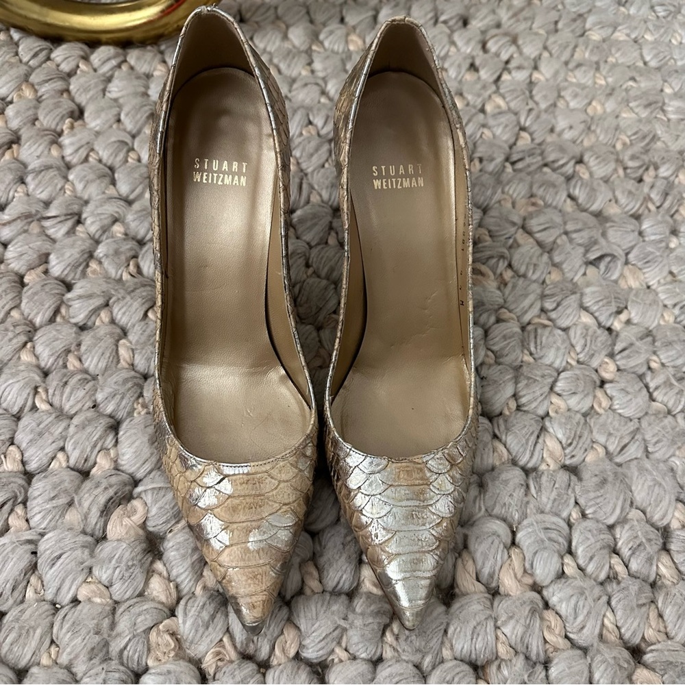 Stuart Weitzman Python Snakeskin Silver Cream Hee… - image 2